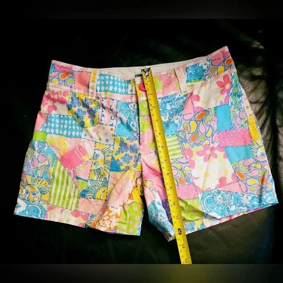 Lily Pulitzer Floral Palm Beach Fit Casual Shorts Sz 2 side& back Pocket - Picture 5 of 7